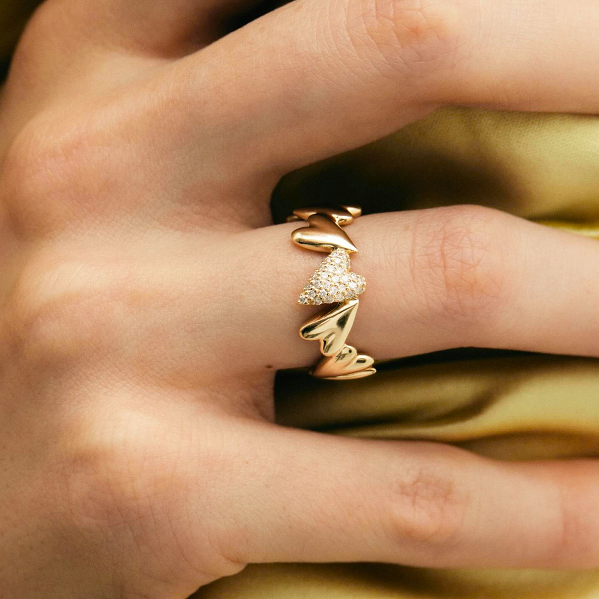 Heart-Shaped Ciel Diamond Ring