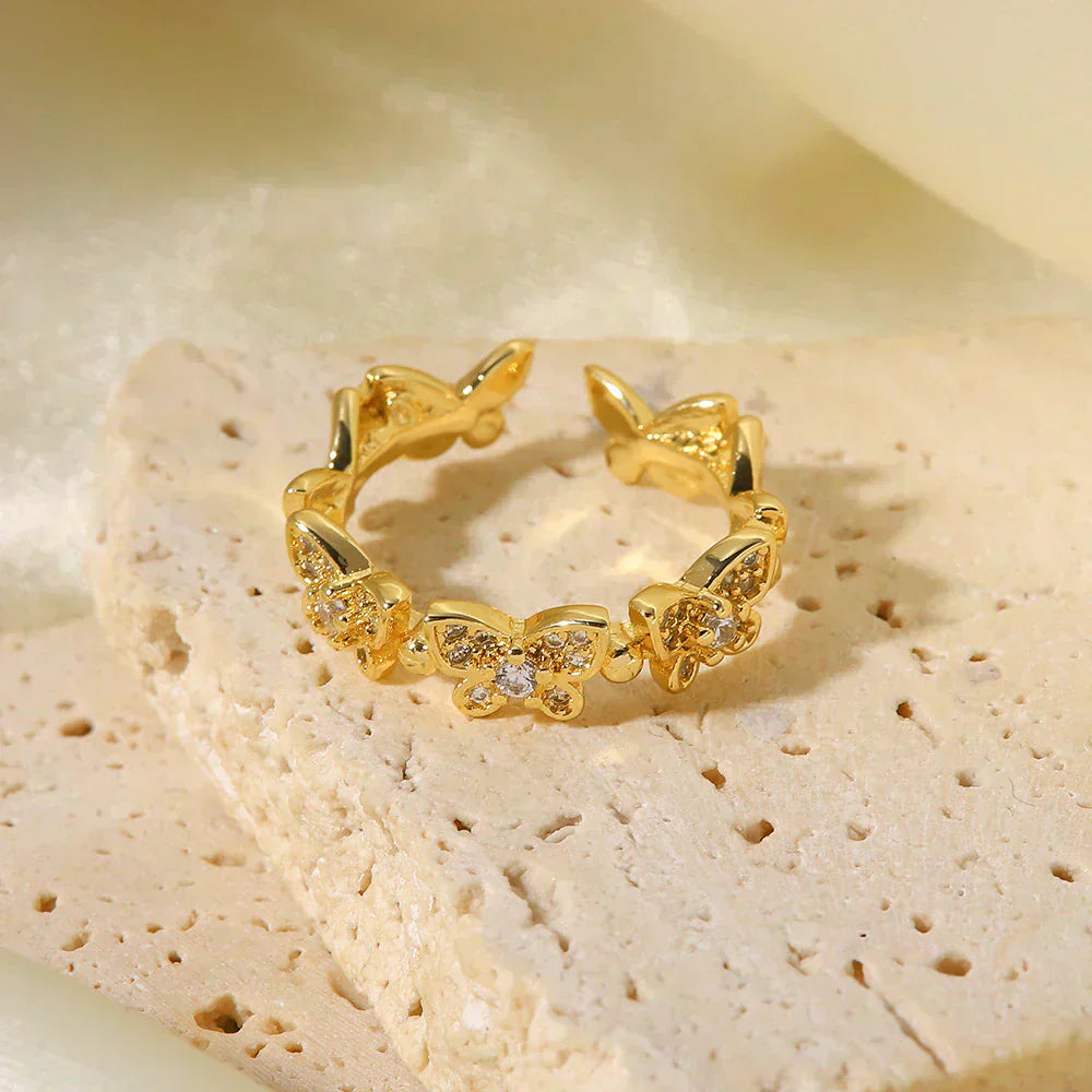 Colleen Gullring Sommerfugl Pin