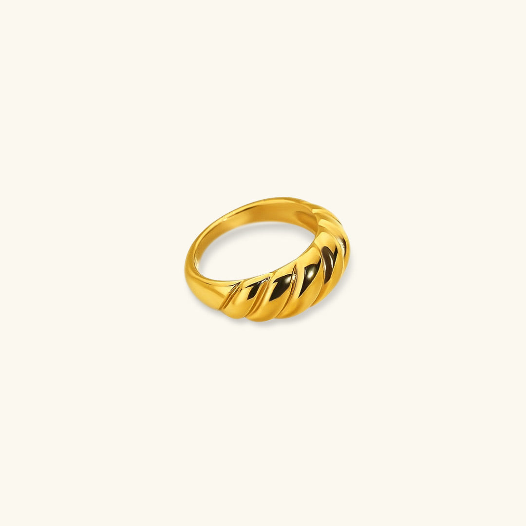 Amaia Gull Croissant-Inspired Ring