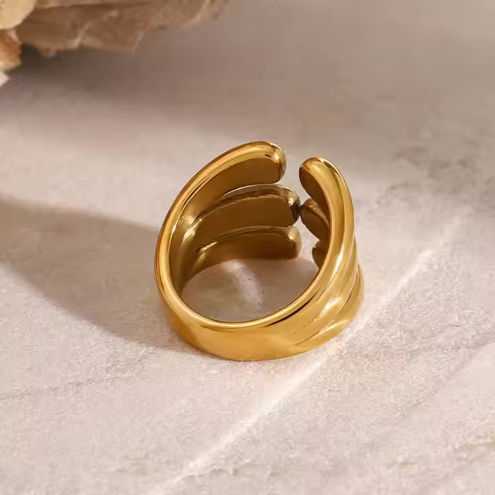 Cassiel Laget Gold Ring