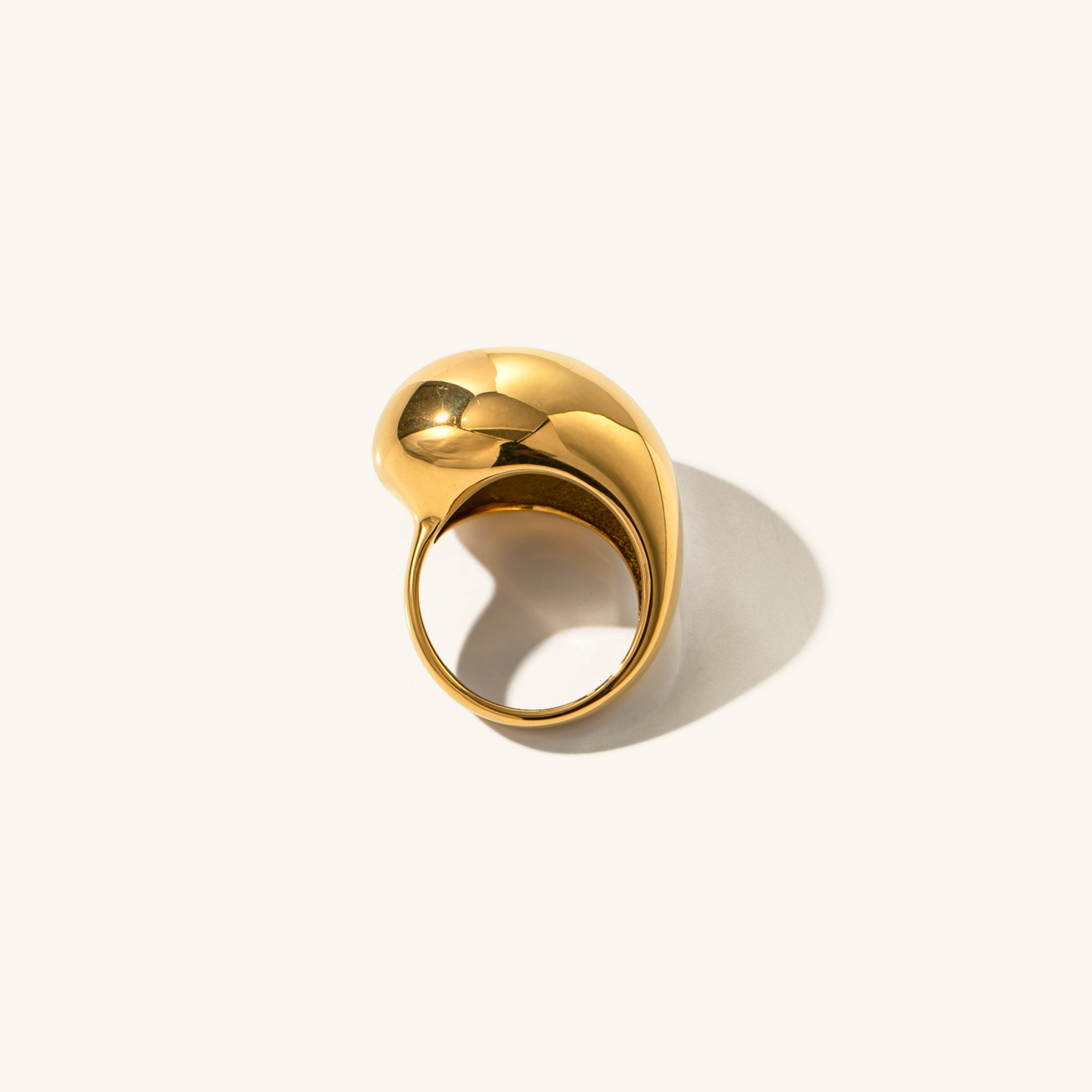 Everly Gull Ring