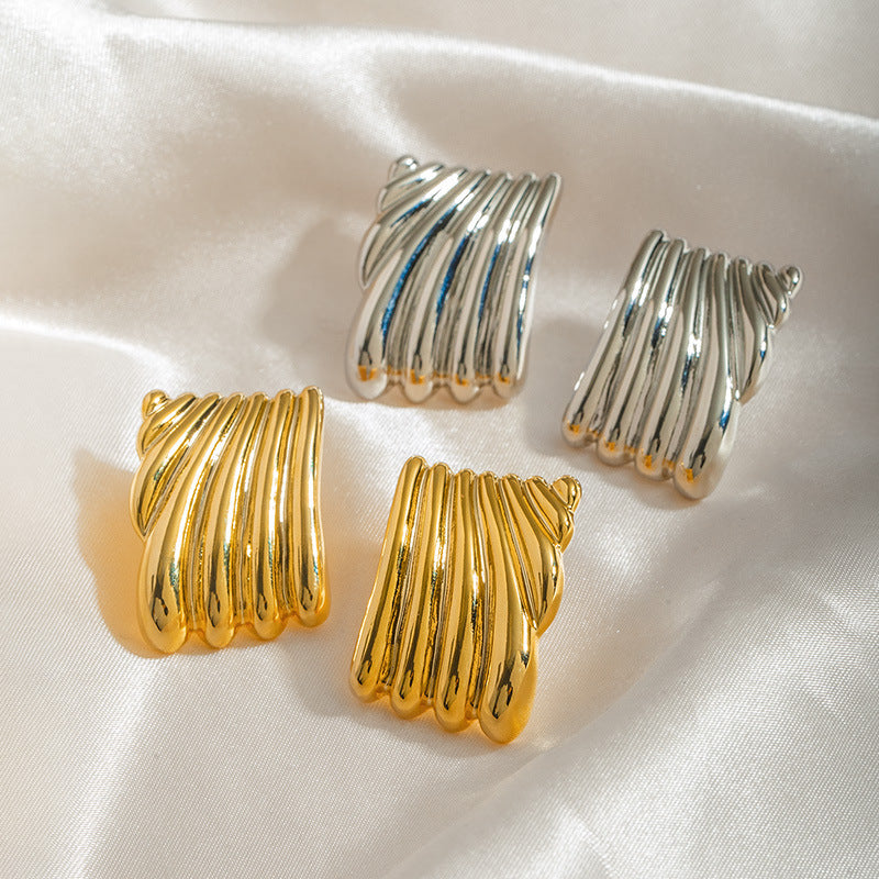 Alisa Gold Hoop Earrings