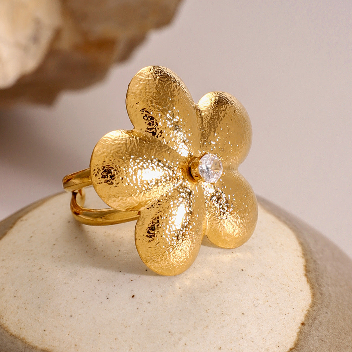 Floral Petal Ring by Gull