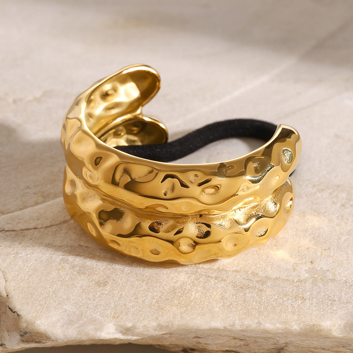 Double Hammered Bow Horse Tail Cuff