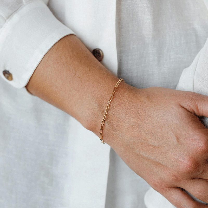 Maybelle Gull Papirklips Armbånd med Kjede