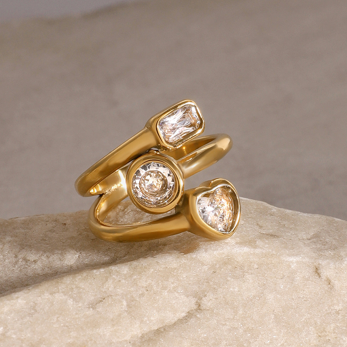 Amelina Lagd Diamond Ring