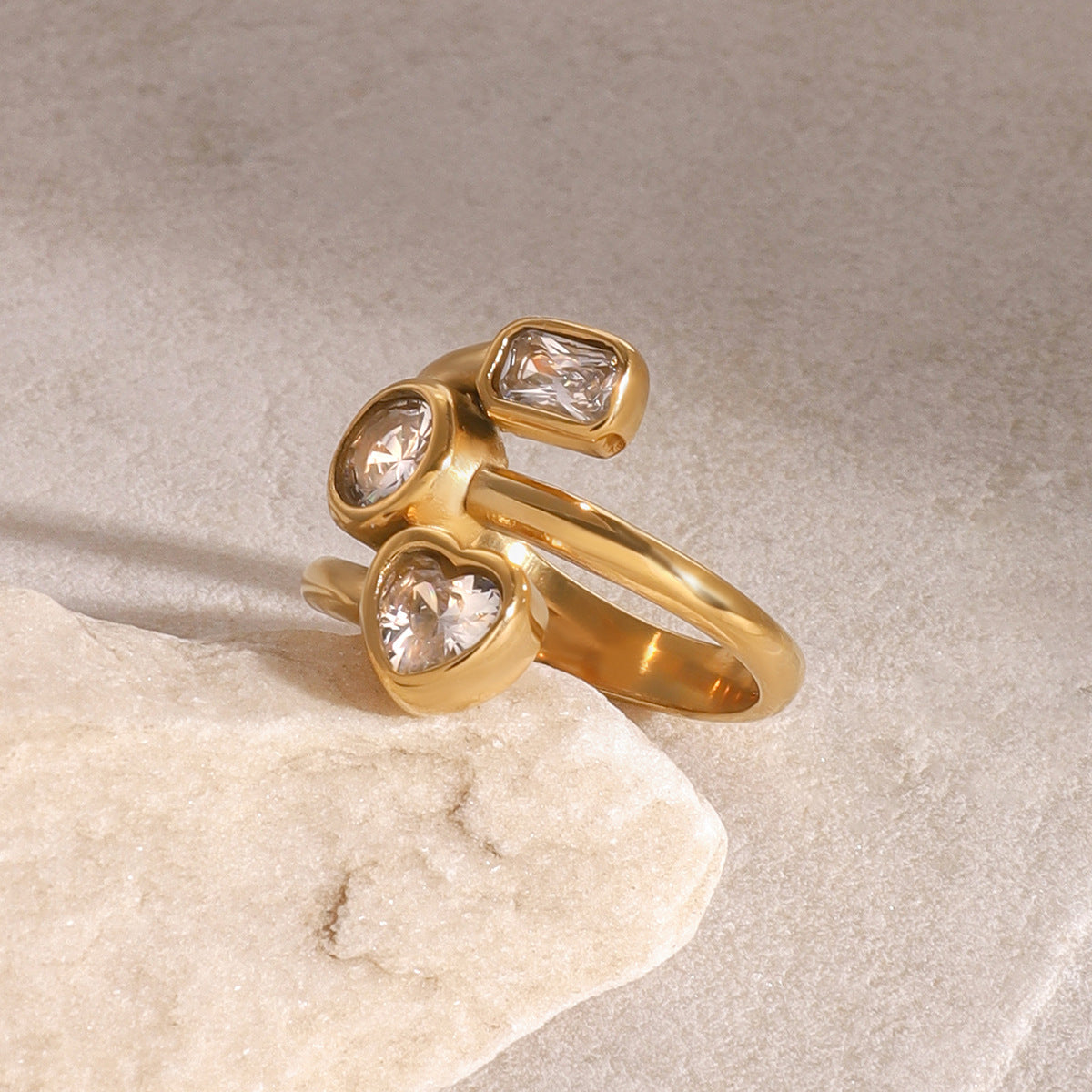 Amelina Lagd Diamond Ring