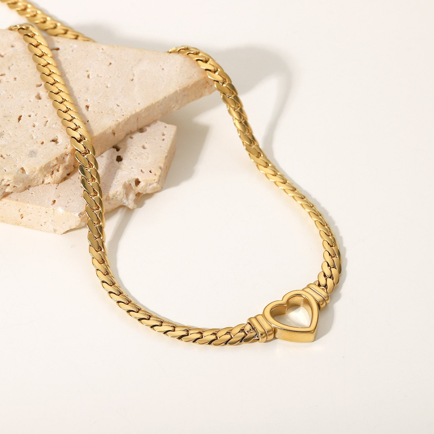 Vali Heart Pendant Choker