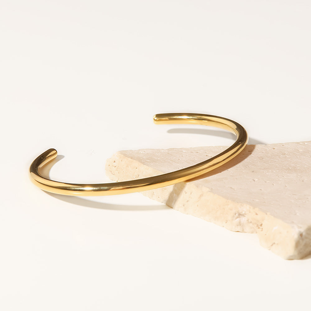 Ara Arm Bracelet