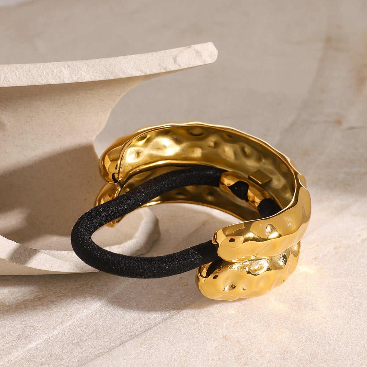 Double Hammered Bow Horse Tail Cuff