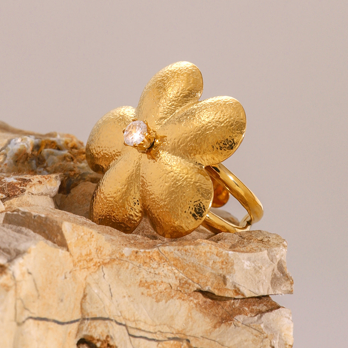 Floral Petal Ring by Gull