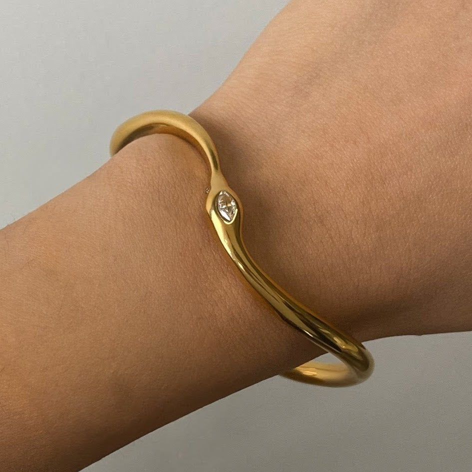Juna Diamond-Studded Bangle