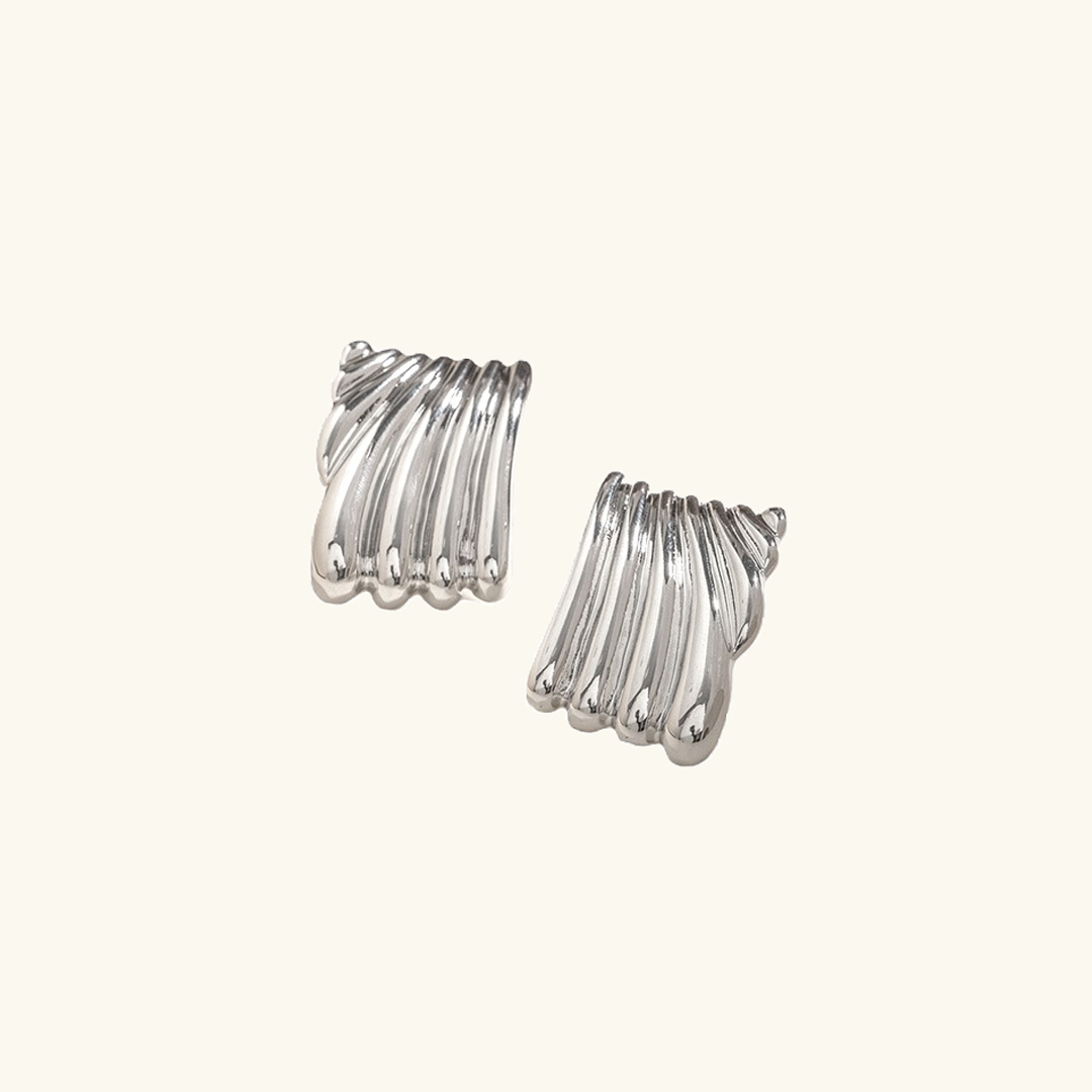 Alisa Gold Hoop Earrings