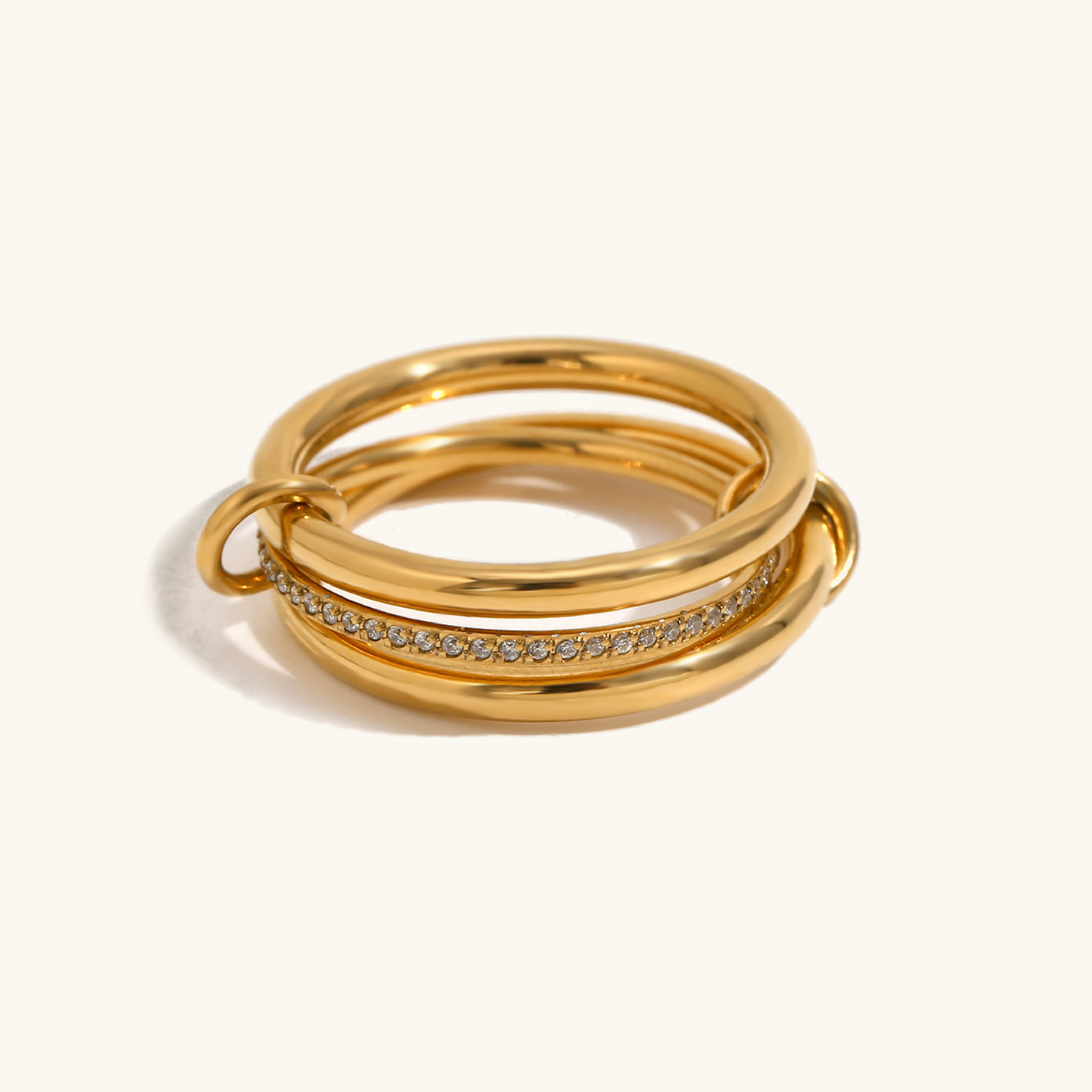 Dara Diamond Ring Stand