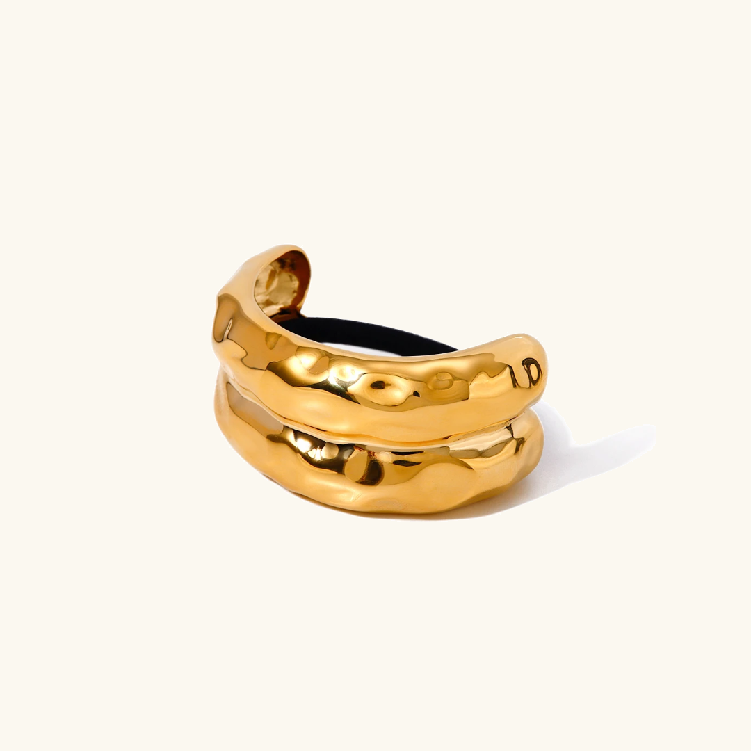 Double Hammered Bow Horse Tail Cuff