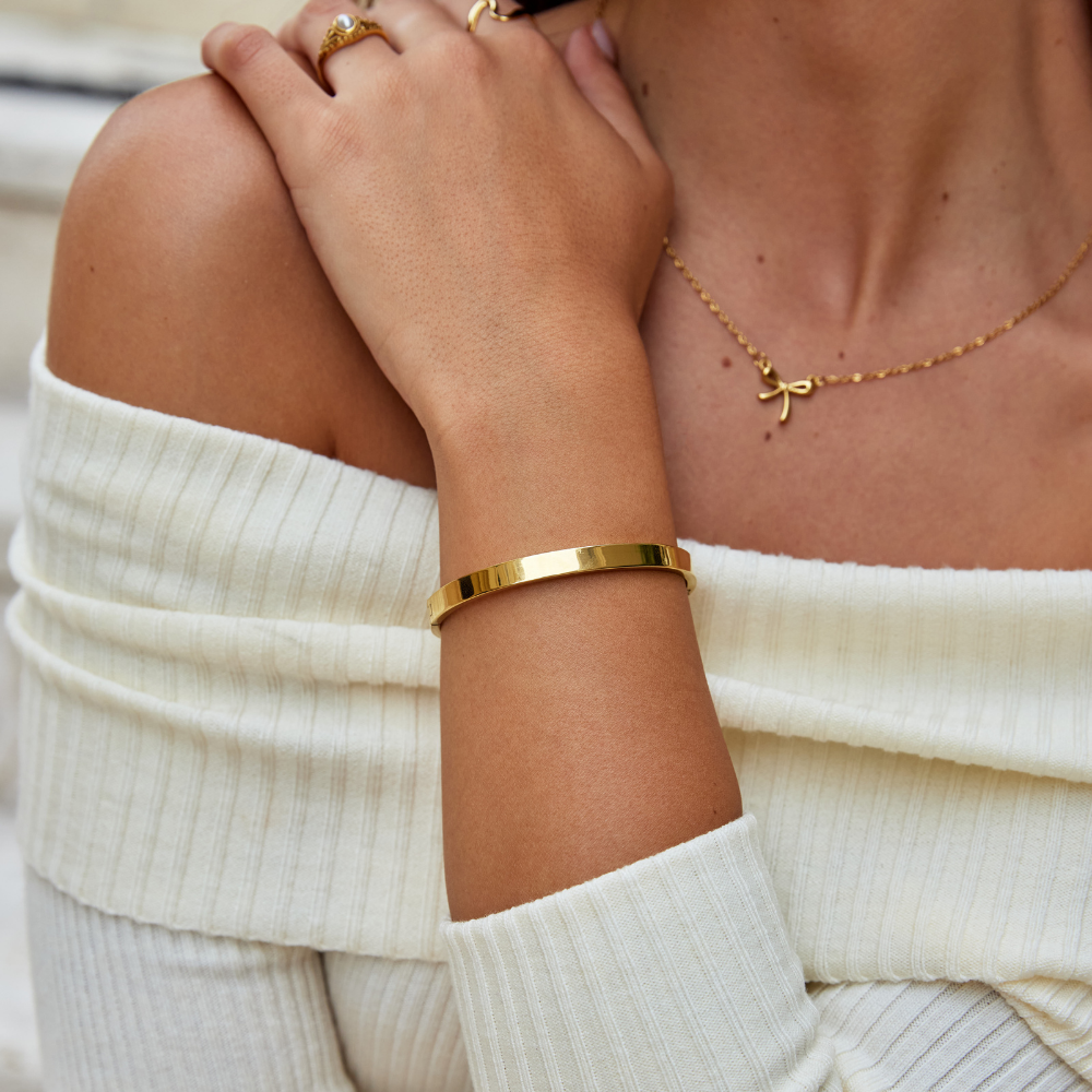 Rina Elegant Gold Bangle