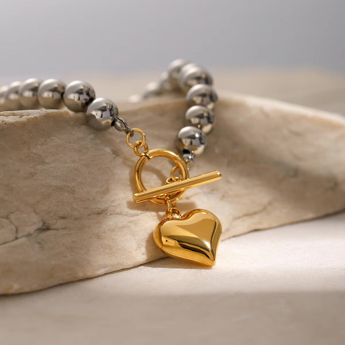 Alicia Chunky Pearl Heart Bracelet
