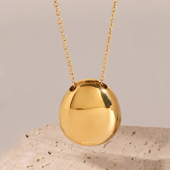 Claribel Gullkuppel Necklace
