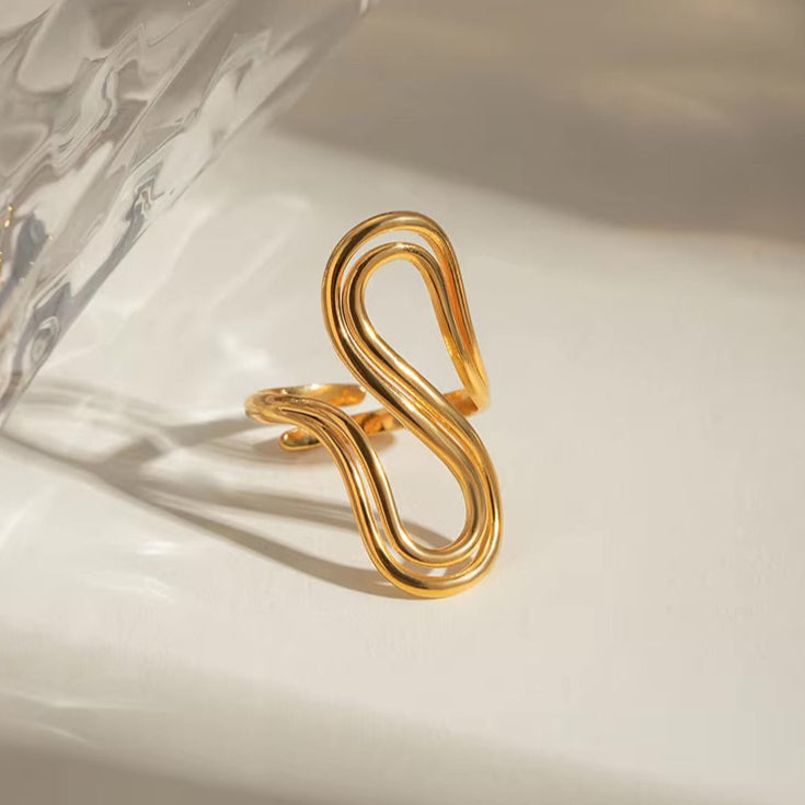 Halle Abstract Gold Ring
