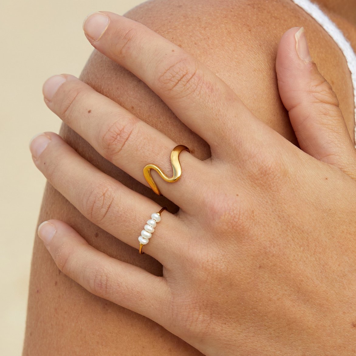 Gullbølge Ring