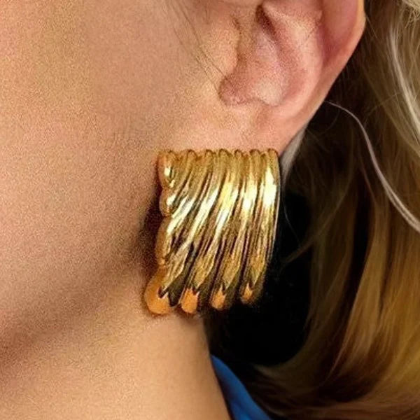 Alisa Gold Hoop Earrings