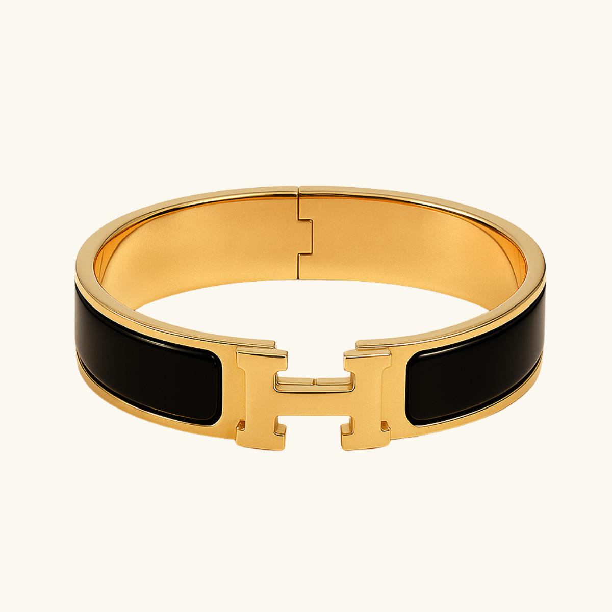 Stilrent 'H' Armbånd fra Helene