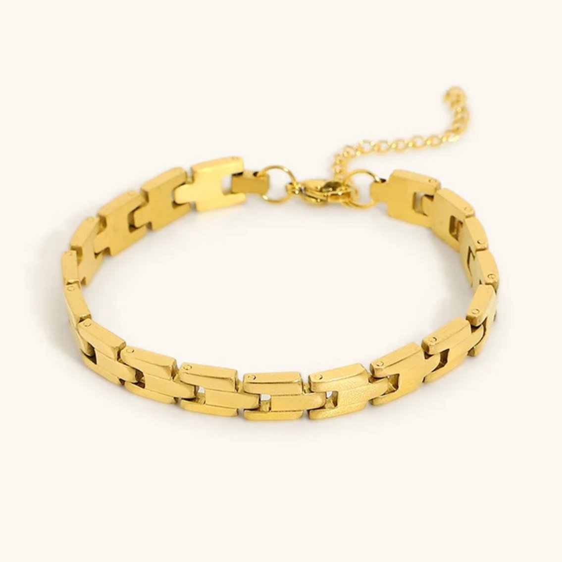 Zeri Arm Bracelet