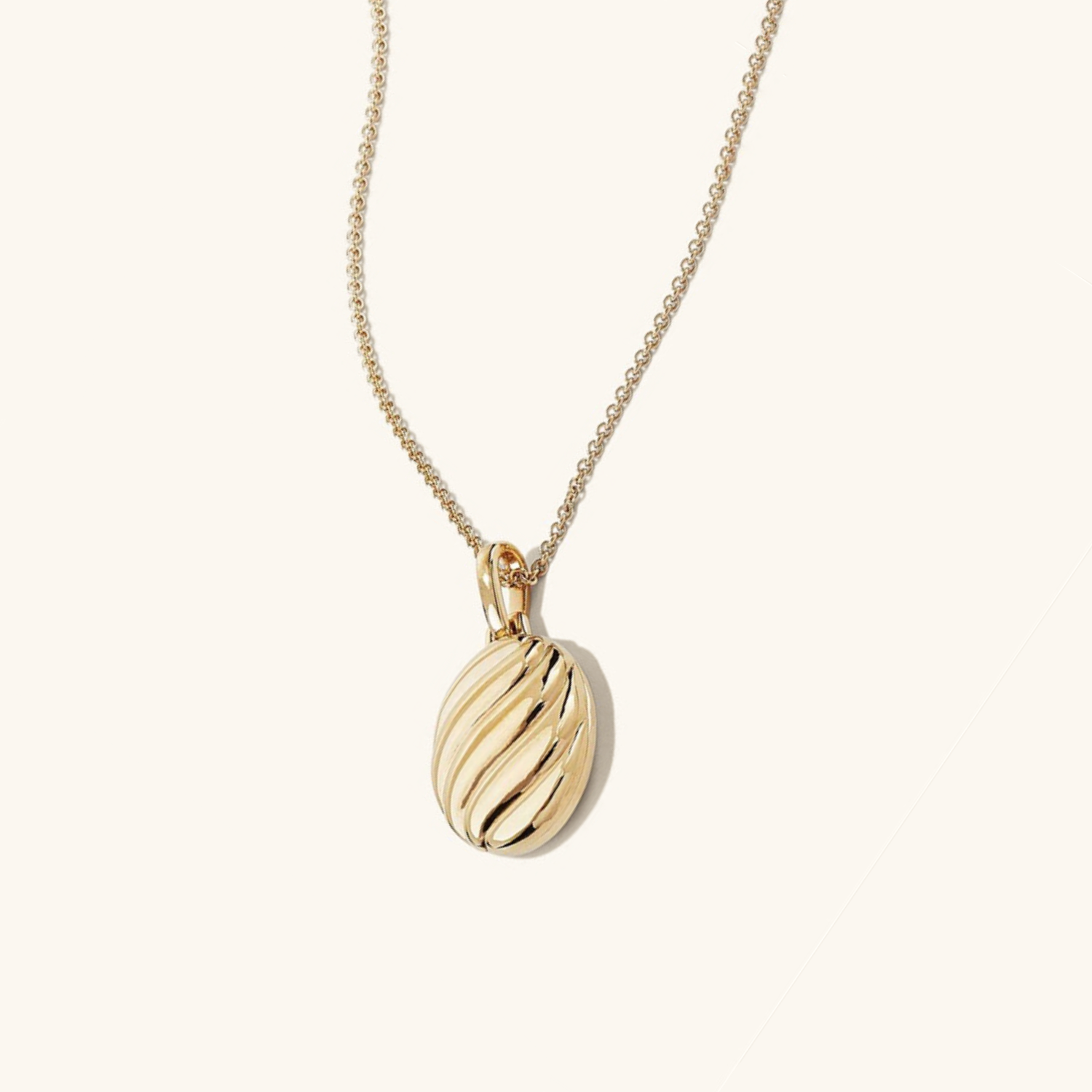 Linda Gull Croissant Necklace
