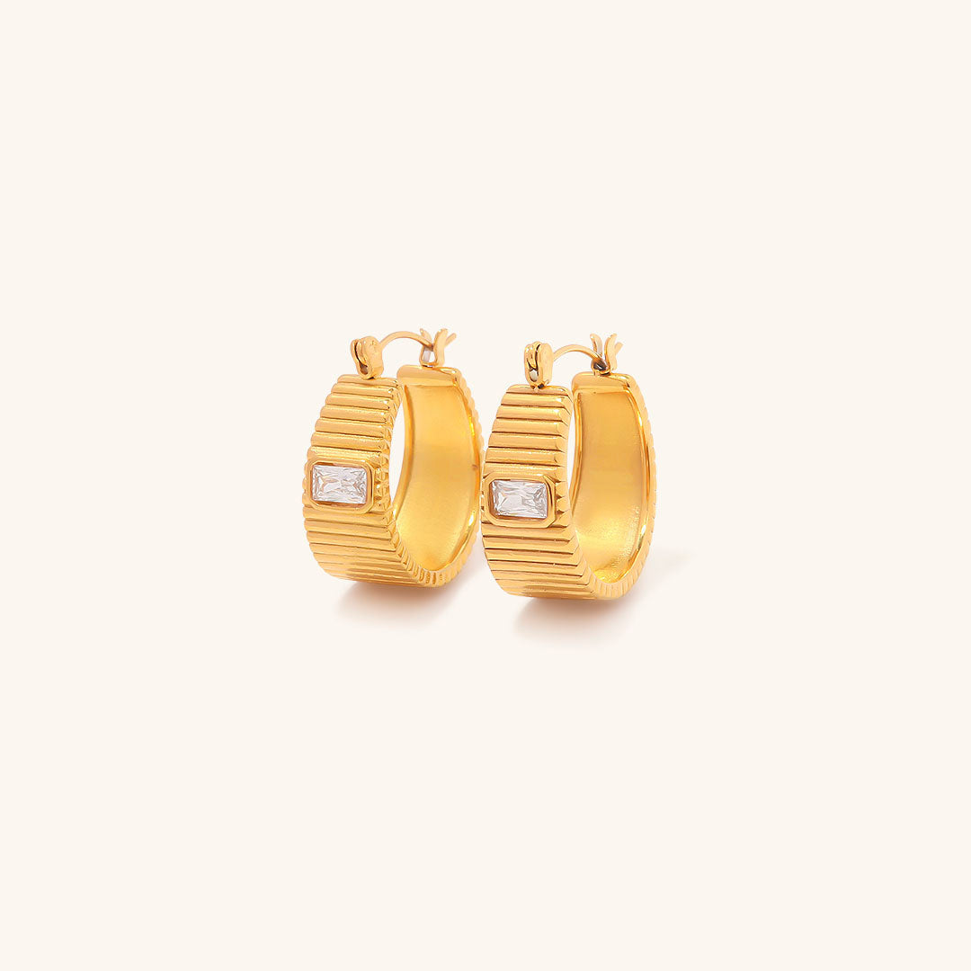 Carole Kuldne Floral Earrings