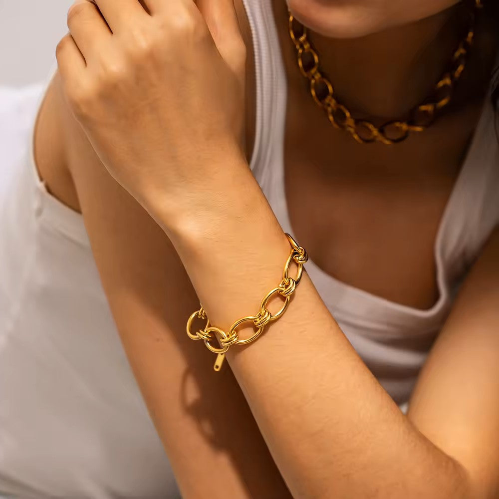 Betty Arm Bracelet