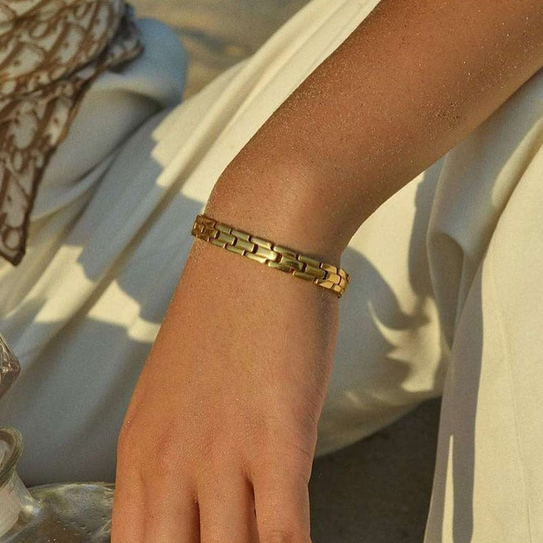 Zeri Arm Bracelet