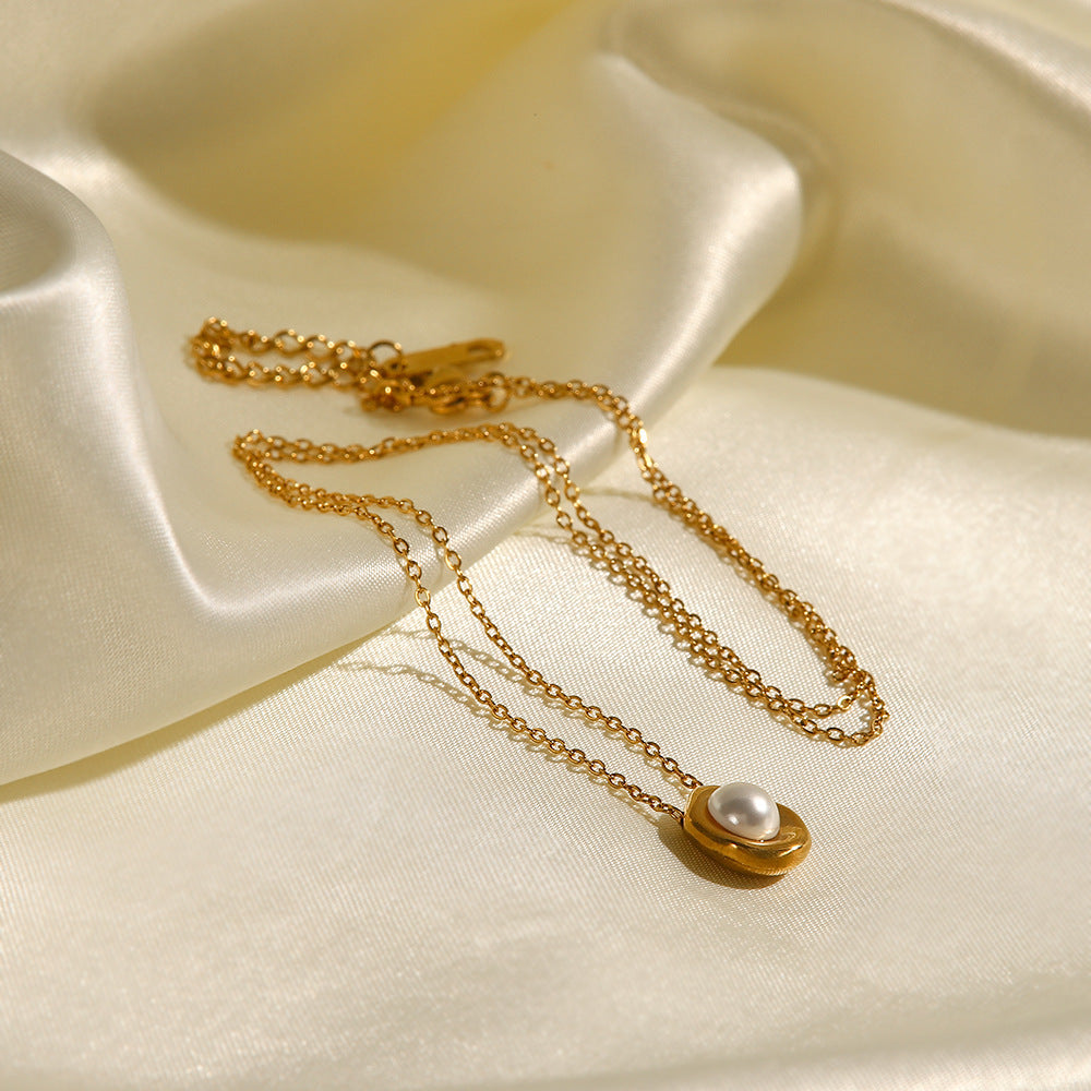 Freshwater Pearl Necklace by Nancy