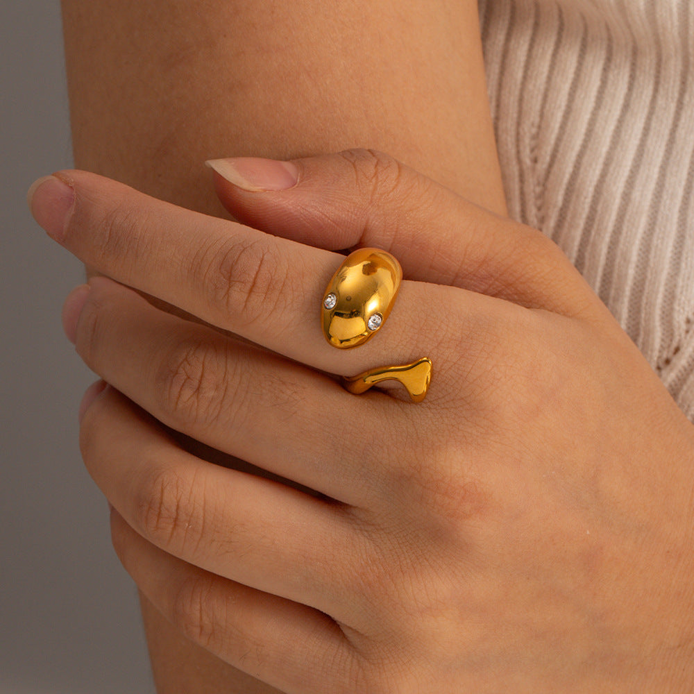 Etta Gull Snake Ring