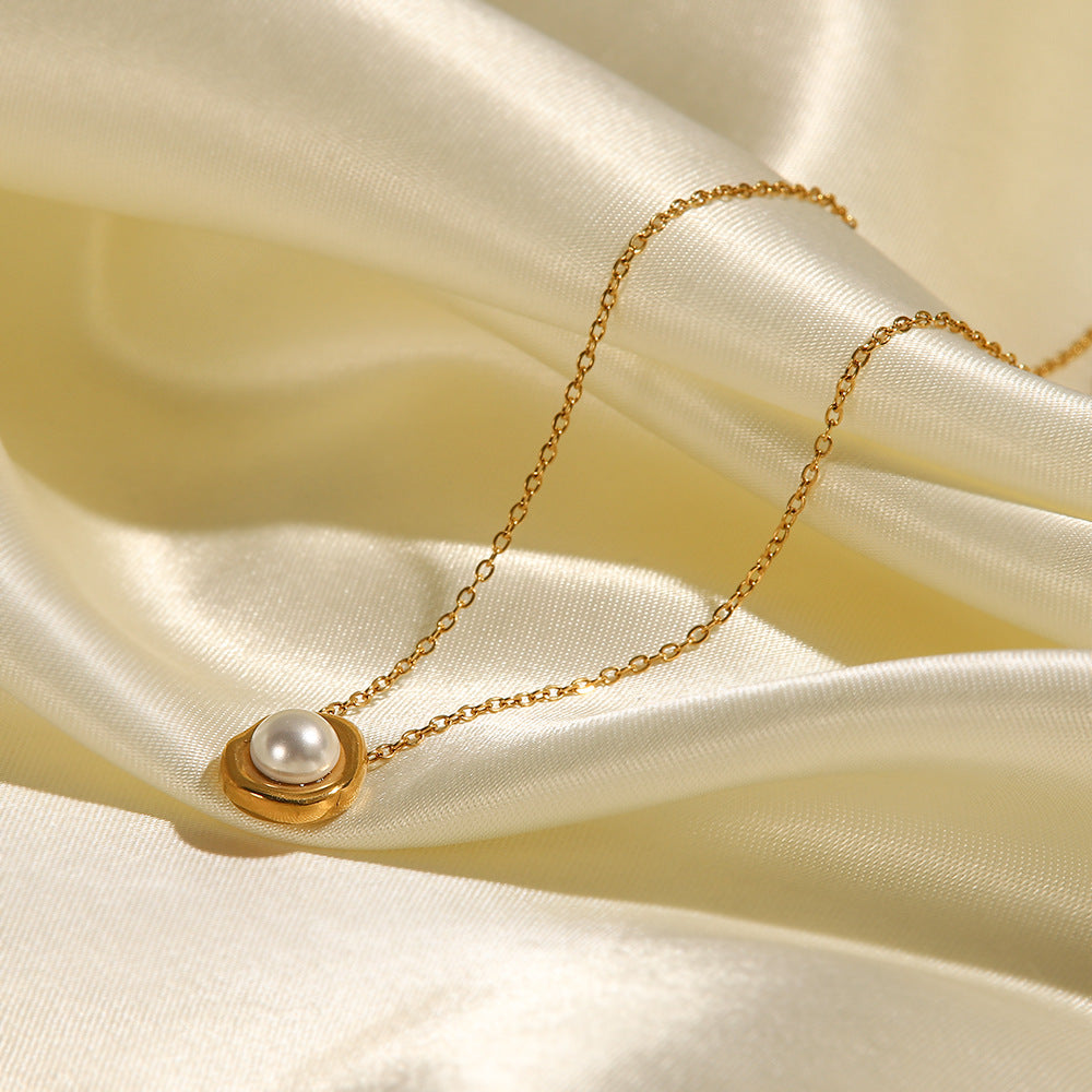 Freshwater Pearl Necklace by Nancy