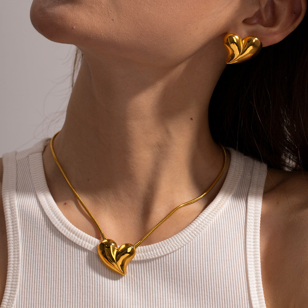 Dorothea Heart Pendant