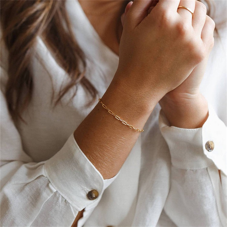 Maybelle Gull Papirklips Armbånd med Kjede