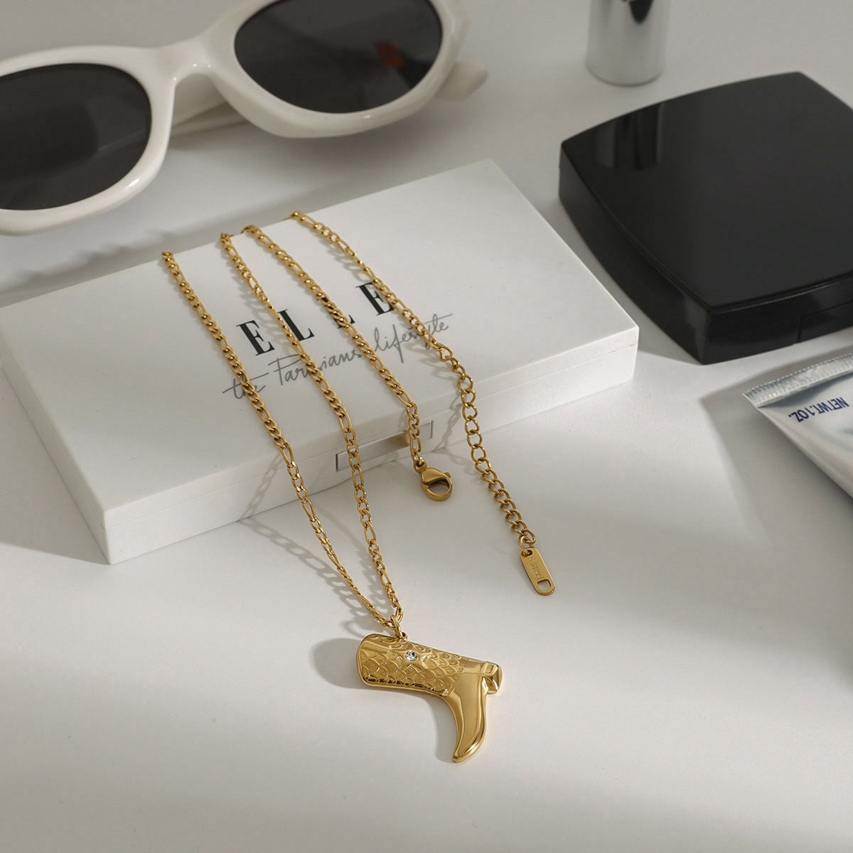 Makayla Gull Støvle Necklace Pendant