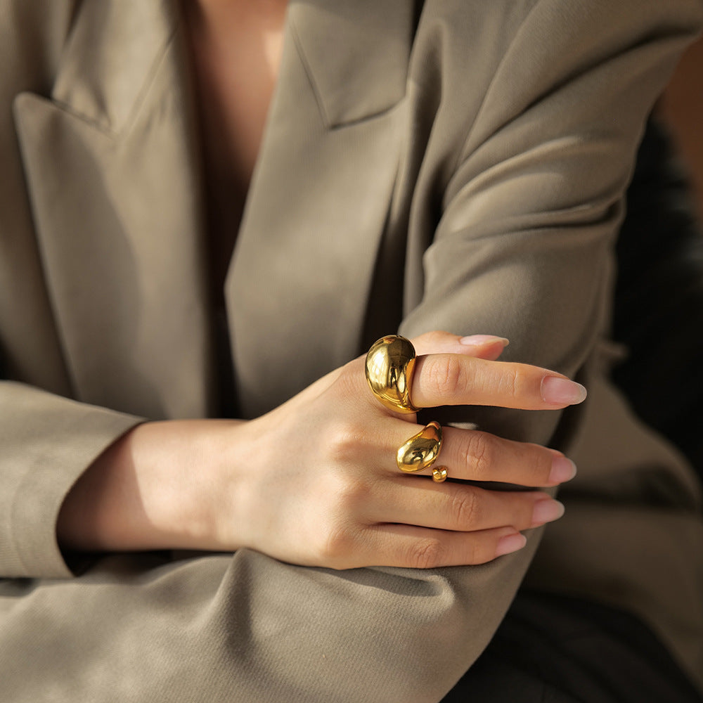 Everly Gull Ring