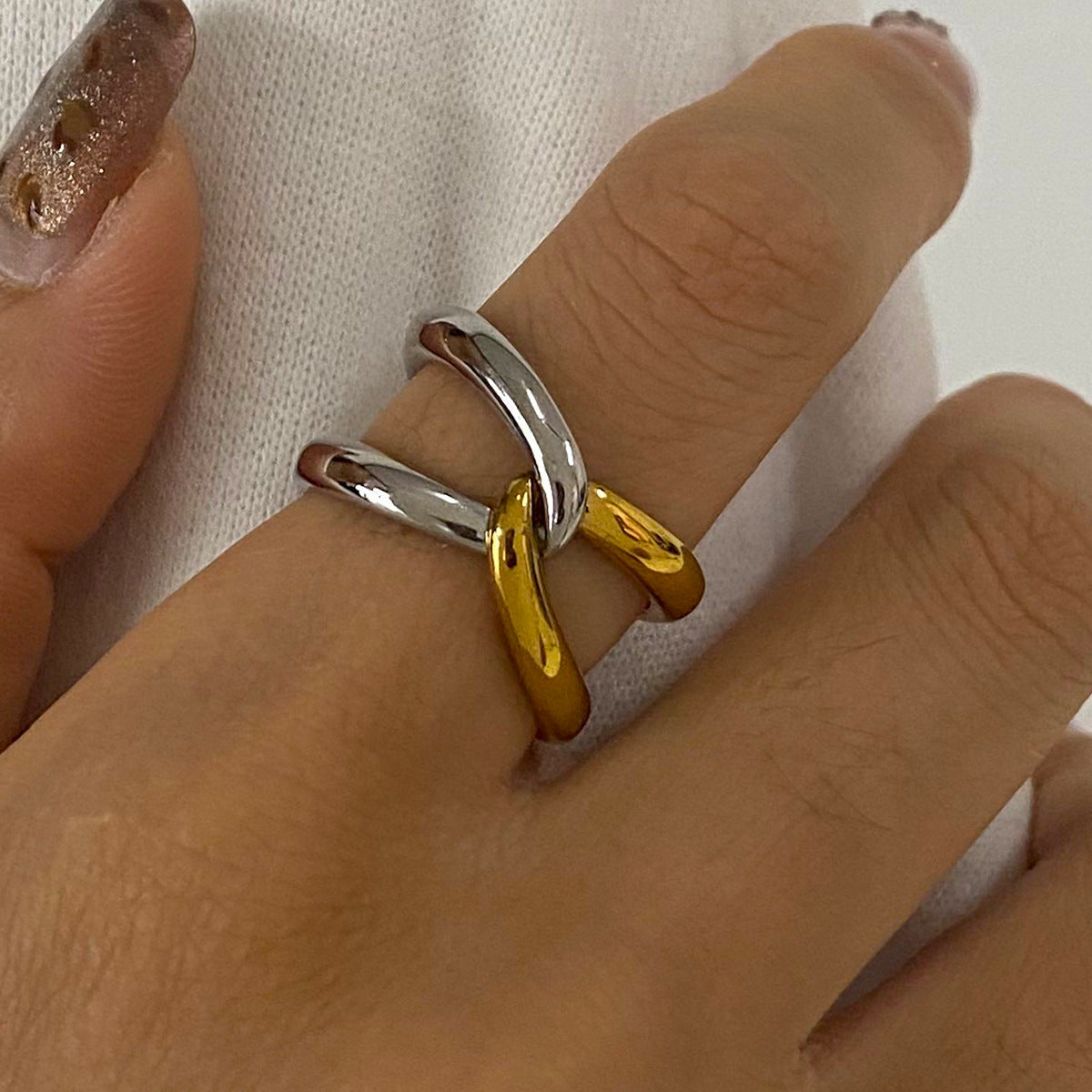 Nerine Twisted Gold Ring