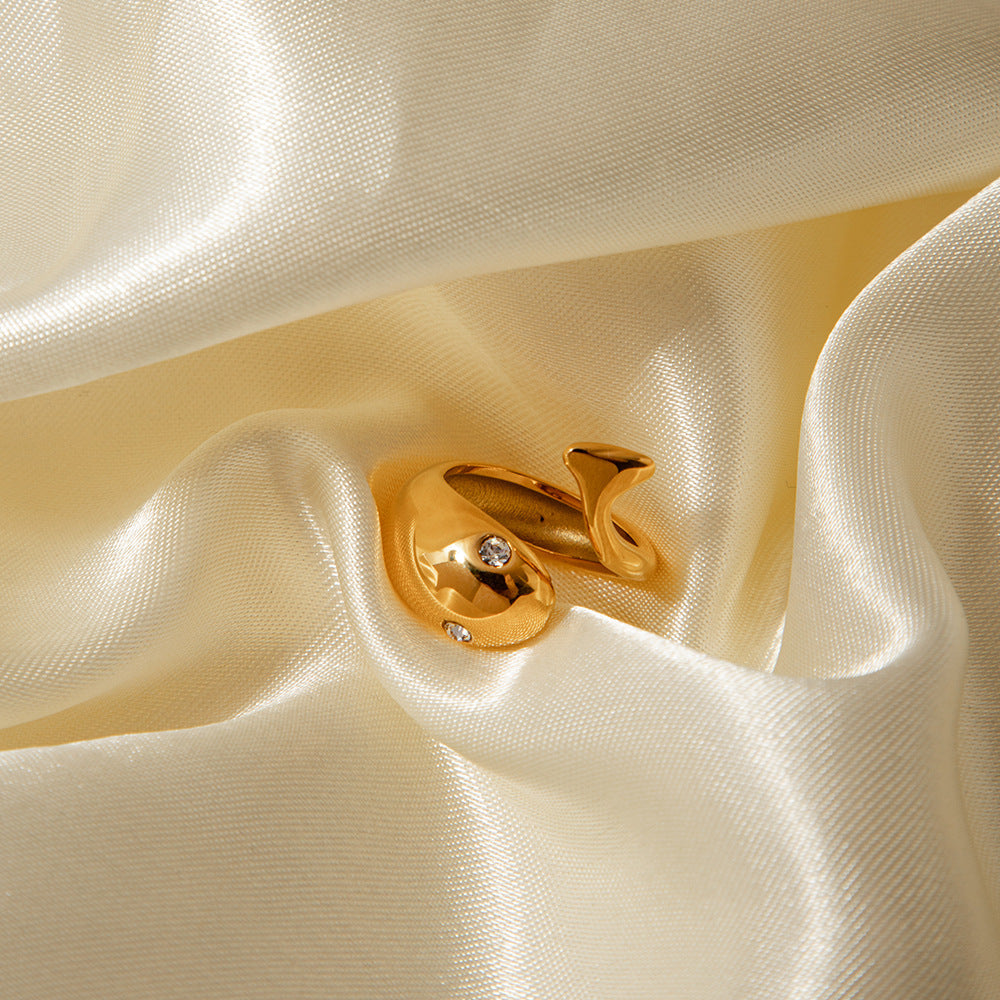 Etta Gull Snake Ring