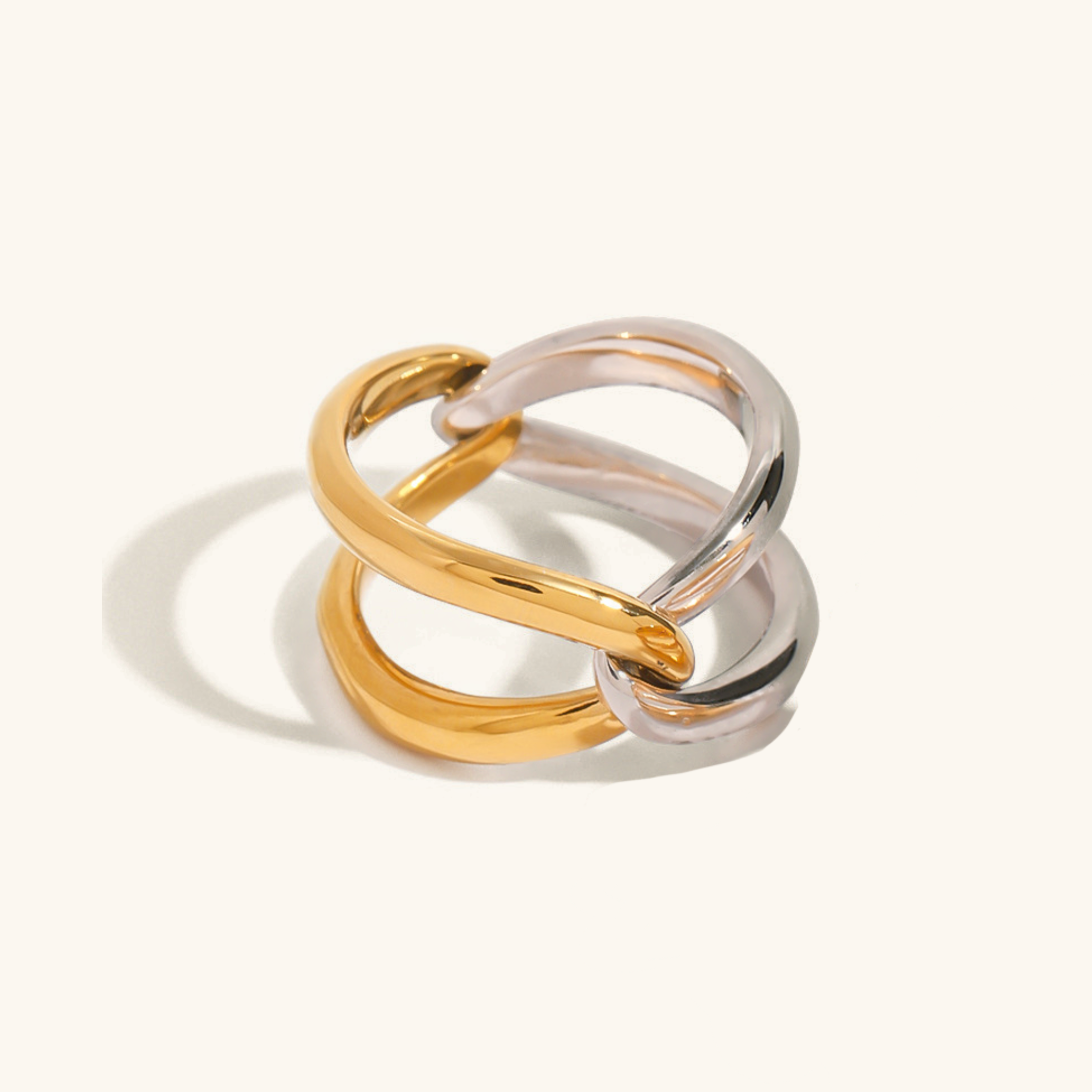 Nerine Twisted Gold Ring