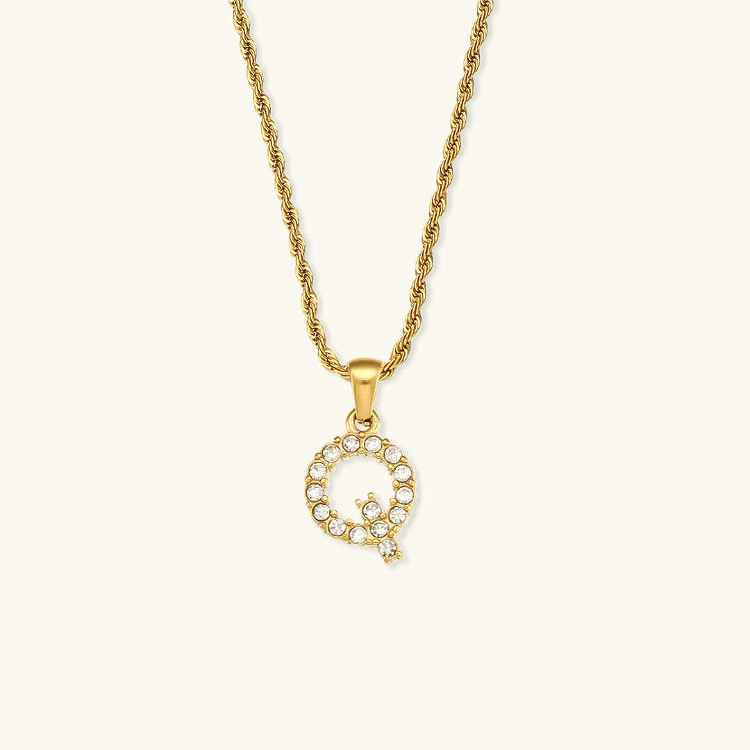 Maeve Bokstav Initial Diamant Smykke