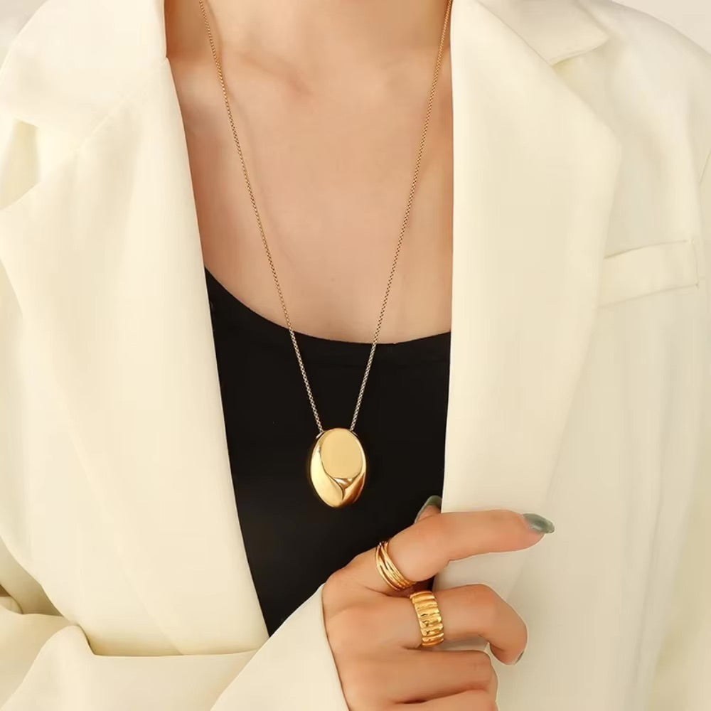 Claribel Gullkuppel Necklace