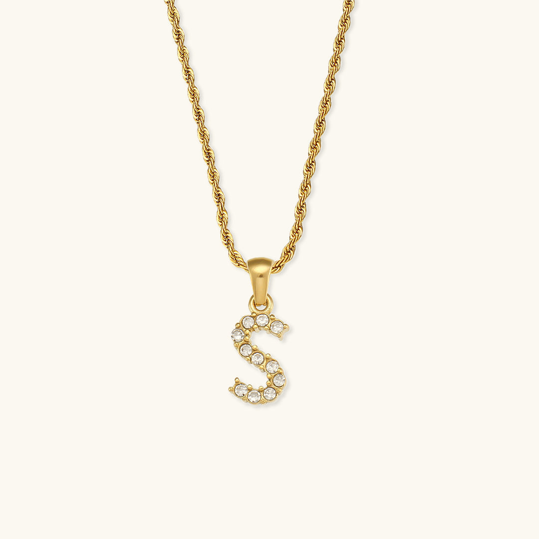 Maeve Bokstav Initial Diamant Smykke