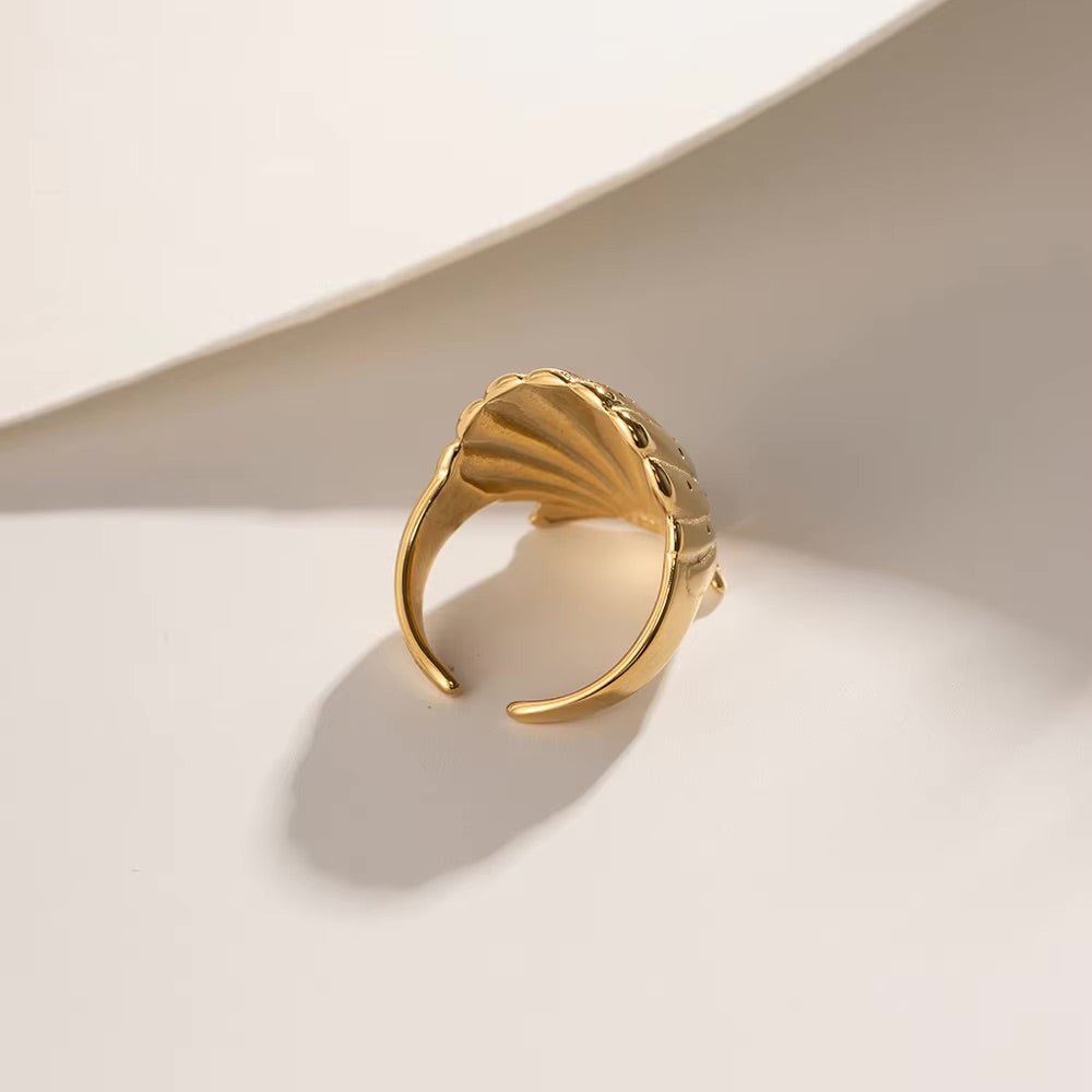 Aloha Gull Shell Ring