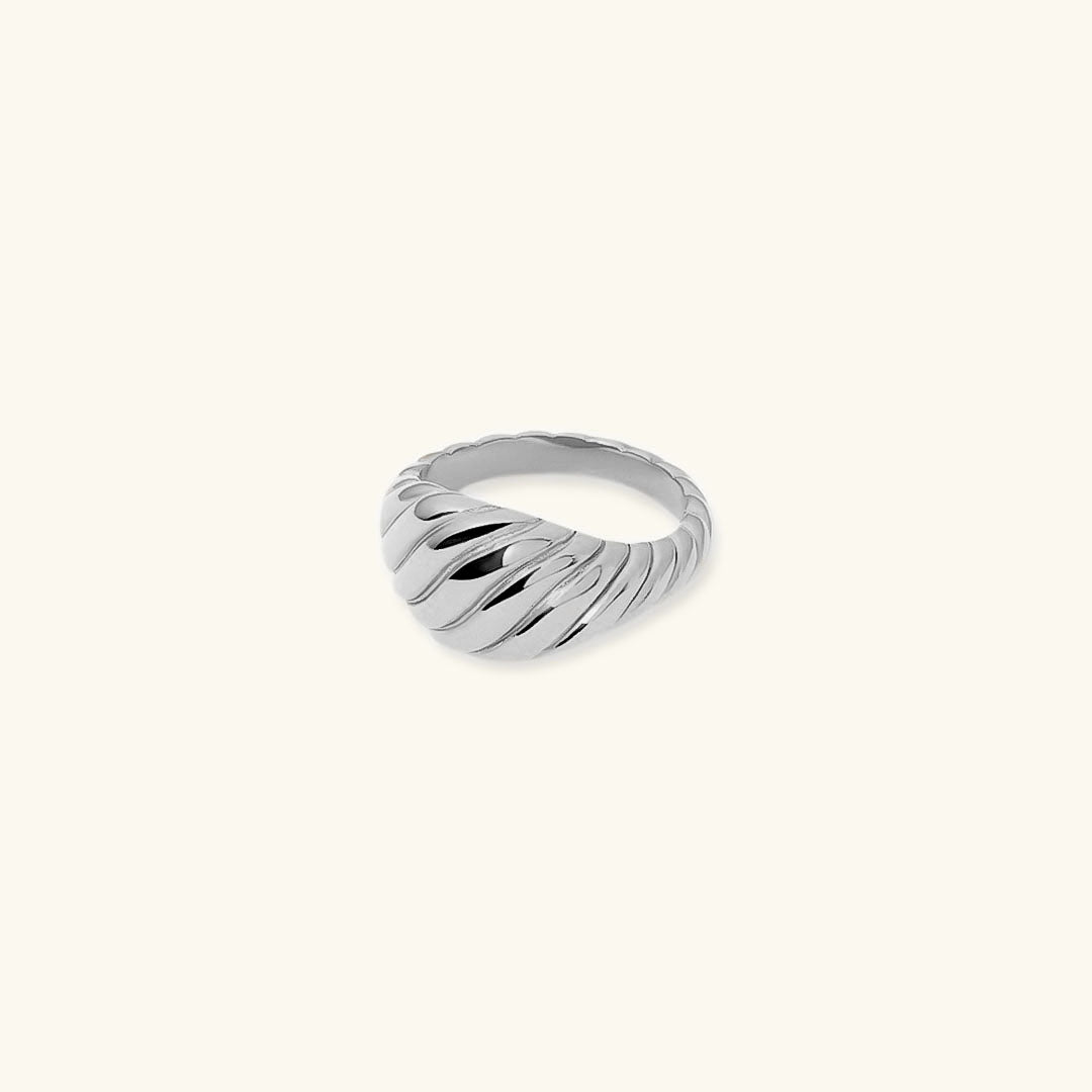 Ylenna Gull Croissant-Inspired Ring