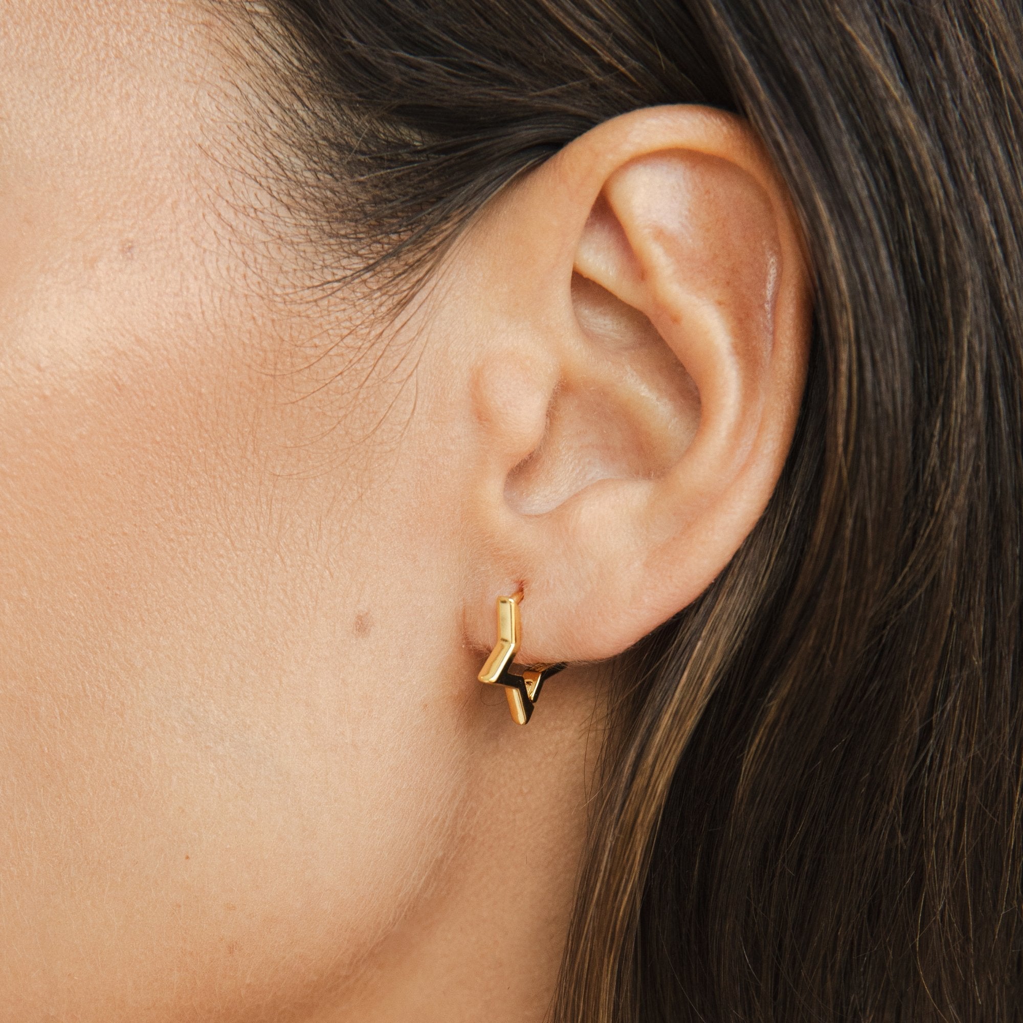 Gullstjerne Hoop Earrings